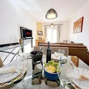 Apartamento Charmoso Com Lareira, Campos do Jordão